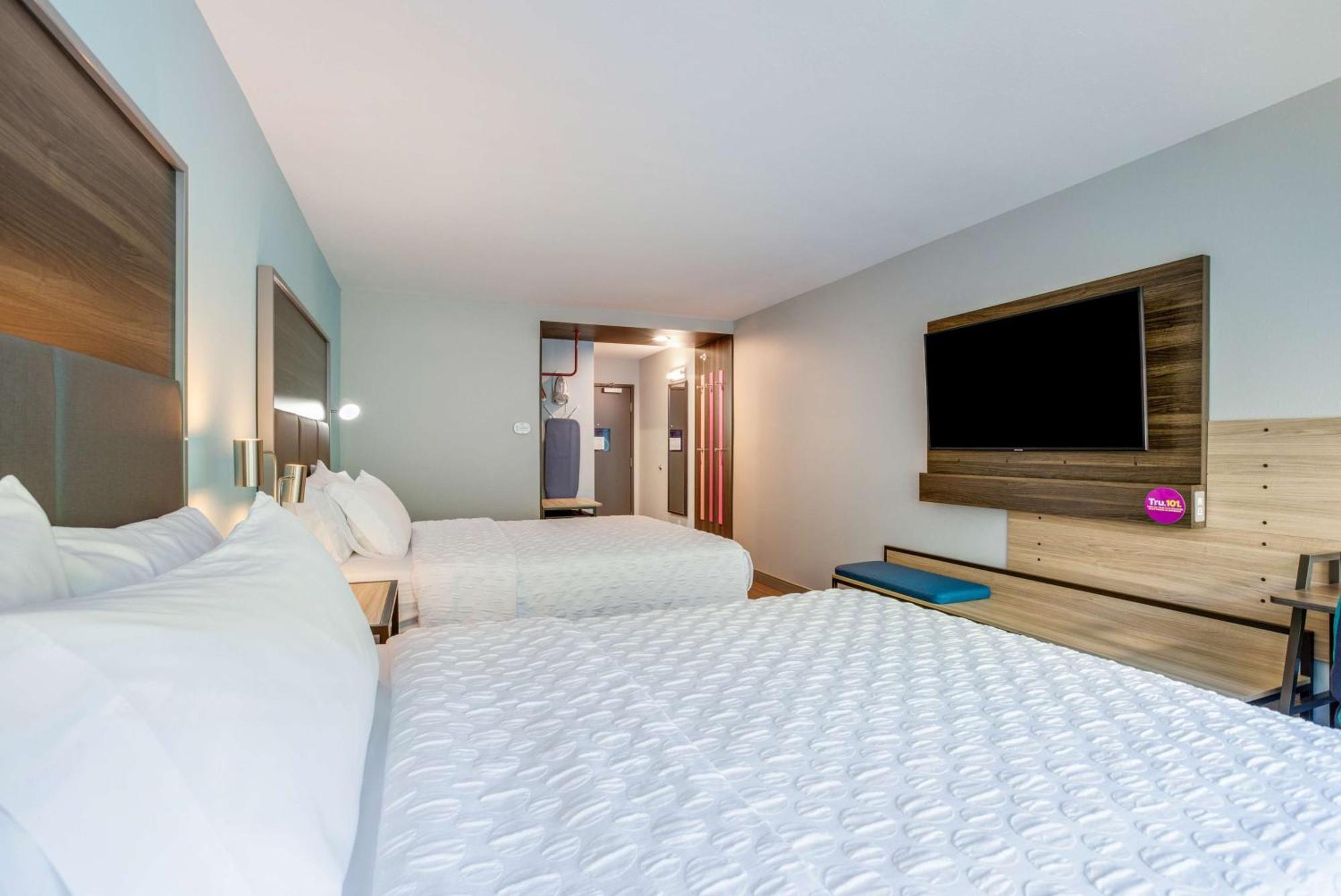 Tru By Hilton Saint Joseph Hotel Stevensville Bagian luar foto