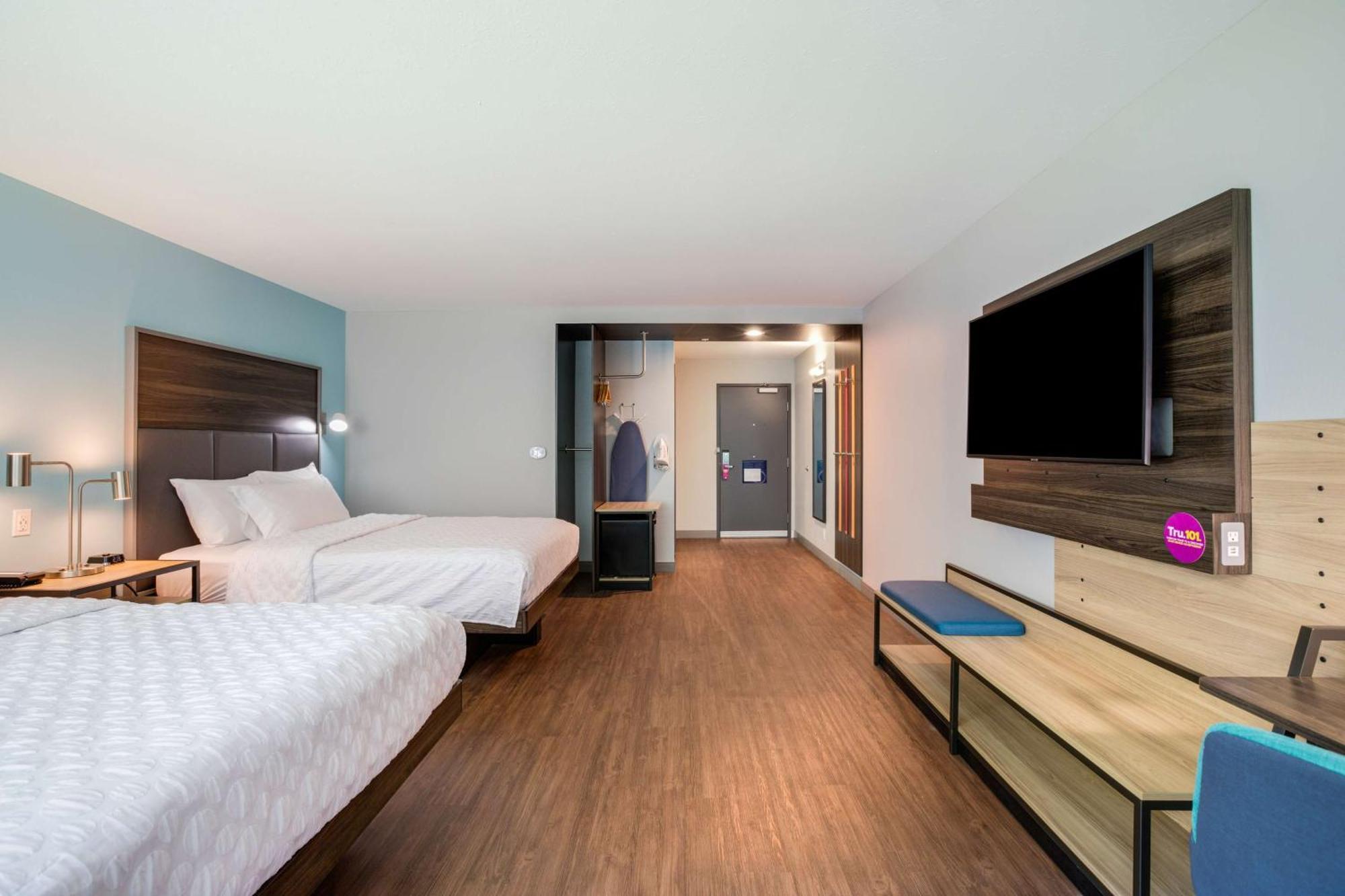 Tru By Hilton Saint Joseph Hotel Stevensville Bagian luar foto