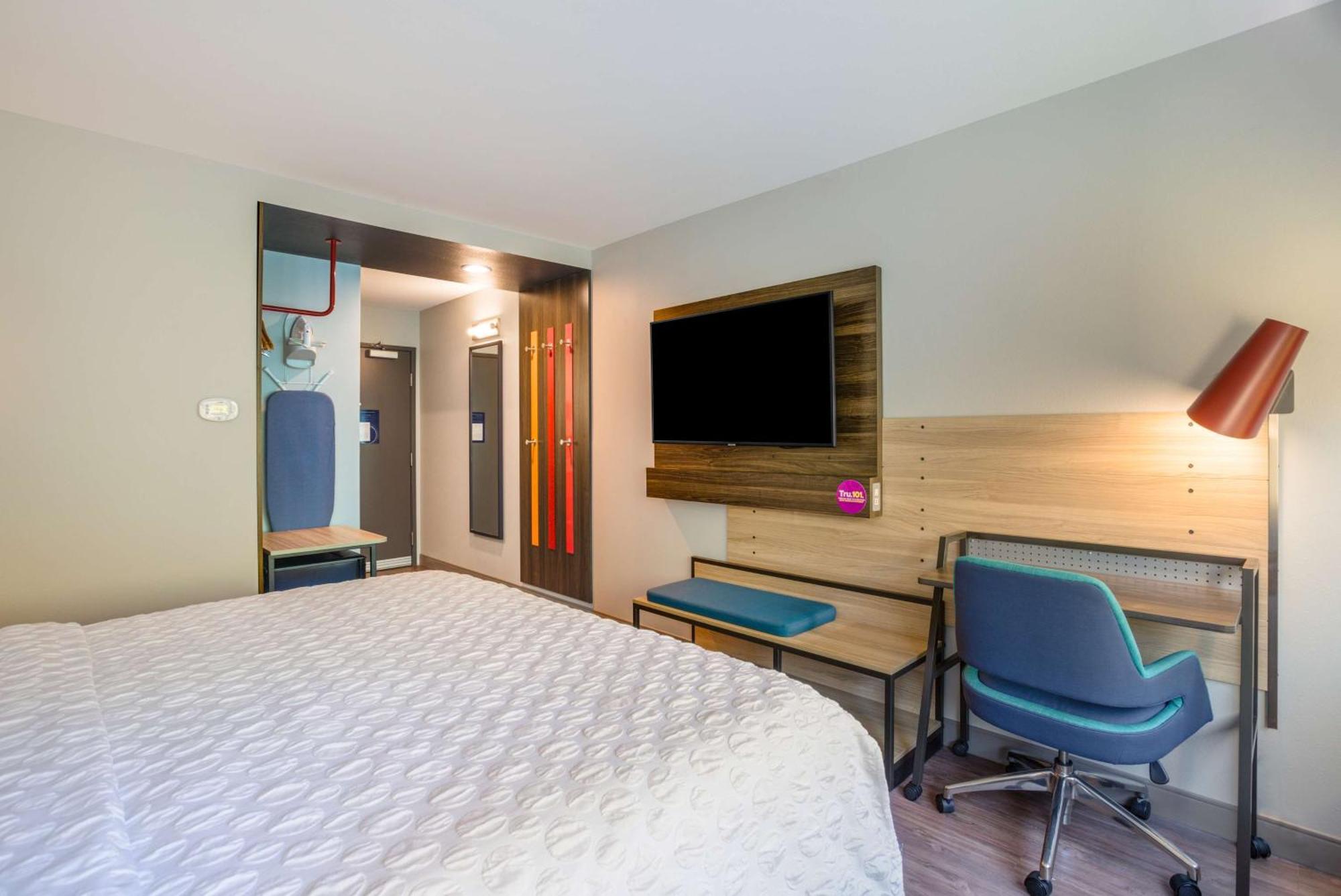 Tru By Hilton Saint Joseph Hotel Stevensville Bagian luar foto