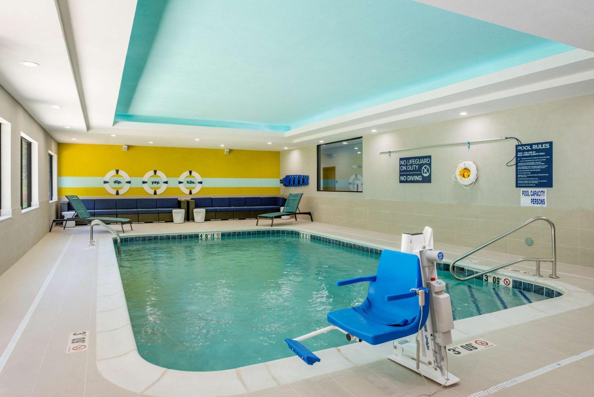 Tru By Hilton Saint Joseph Hotel Stevensville Bagian luar foto